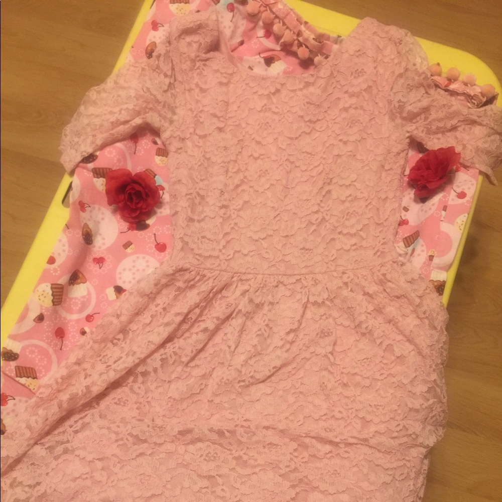 Quarter sleeve light pink dress 💖